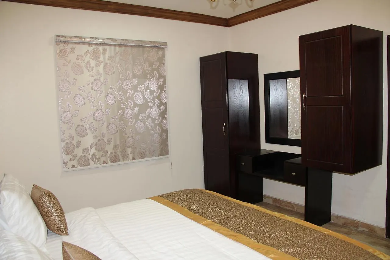 Ahla Makan Dammam 2*,  Saudi Arabia